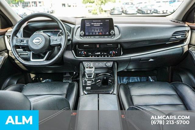 Photo of 2023 Boulder Gray Pearl Nissan Rogue