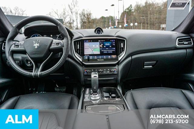 Photo of 2023 White Maserati Ghibli
