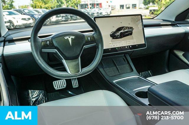 Photo of 2022 Midnight Silver Metallic Tesla Model 3