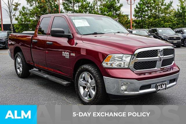 Photo of 2019 Delmonico Red Pearlcoat RAM 1500 Classic