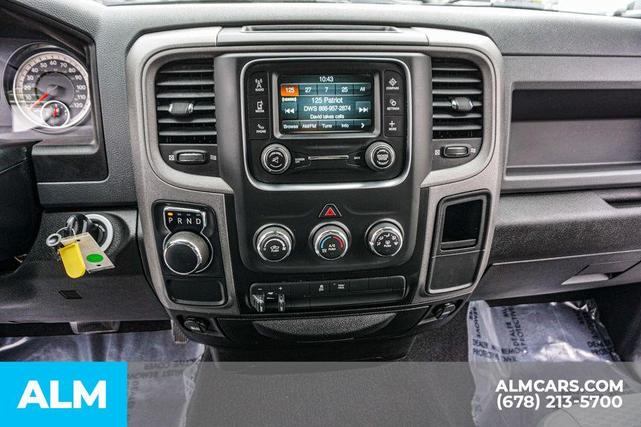 Photo of 2019 Delmonico Red Pearlcoat RAM 1500 Classic