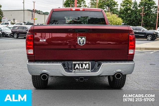Photo of 2019 Delmonico Red Pearlcoat RAM 1500 Classic