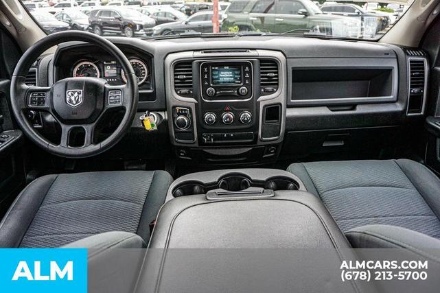 Photo of 2019 Delmonico Red Pearlcoat RAM 1500 Classic