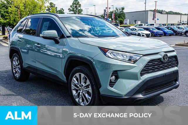 Photo of 2020 Ruby Flare Pearl Toyota RAV4