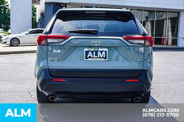 Photo of 2020 Ruby Flare Pearl Toyota RAV4