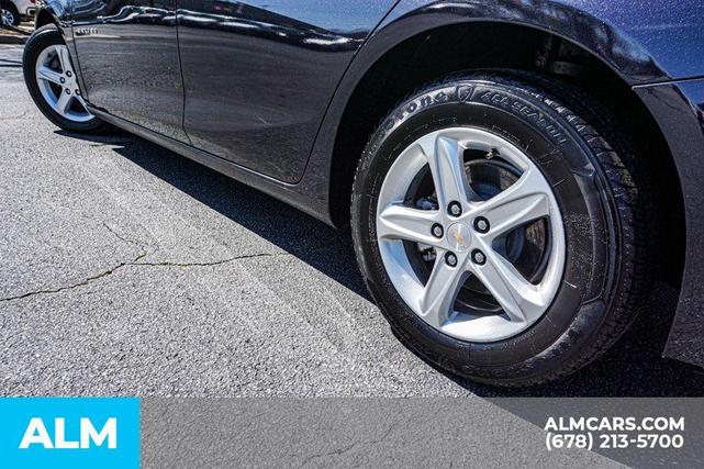 Photo of 2023 Dark Ash Metallic Chevrolet Malibu