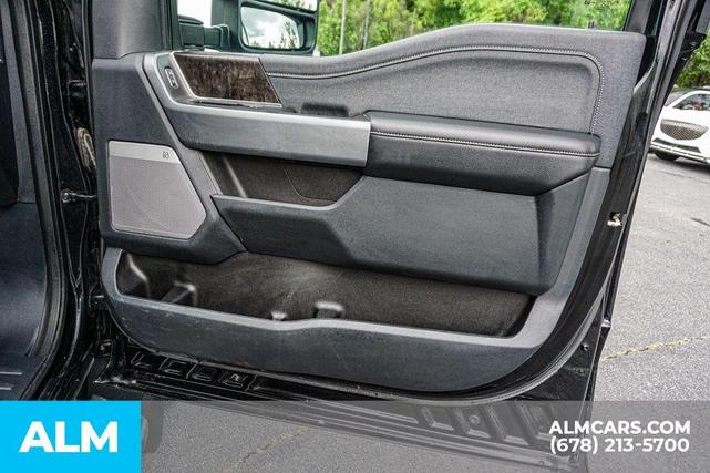 Photo of 2023 Agate Black Metallic Ford F-450