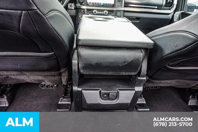 Photo of 2023 Agate Black Metallic Ford F-450