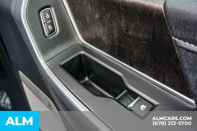 Photo of 2023 Agate Black Metallic Ford F-450