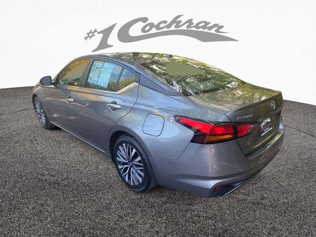 Photo of 2023 Gun Metallic Nissan Altima