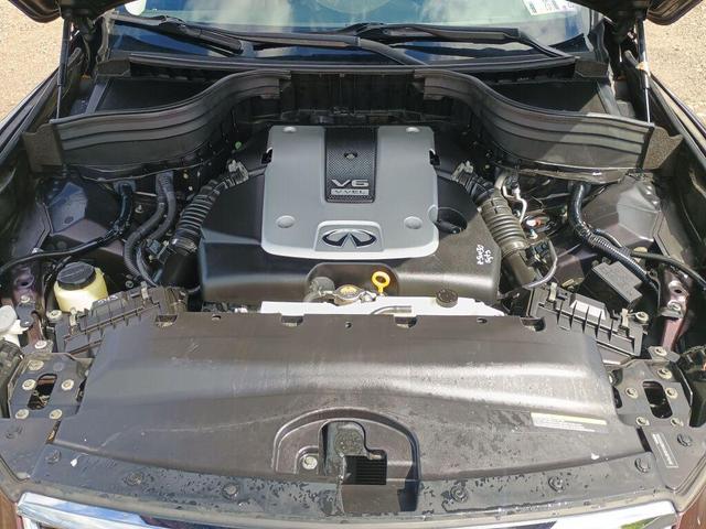 Photo of 2016 Midnight Garnet INFINITI QX50