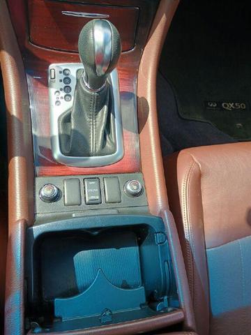 Photo of 2016 Midnight Garnet INFINITI QX50