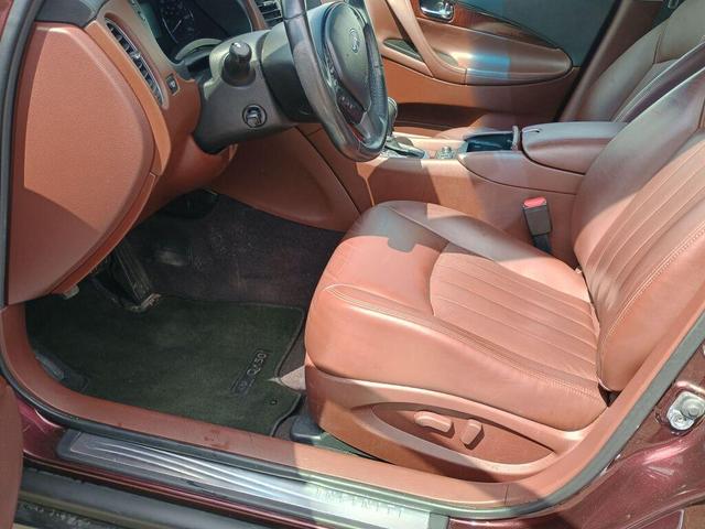 Photo of 2016 Midnight Garnet INFINITI QX50