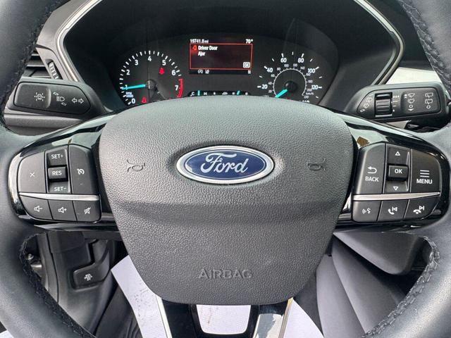 Photo of 2022 Carbonized Gray Metallic Ford Escape