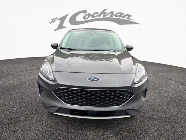 Photo of 2022 Carbonized Gray Metallic Ford Escape