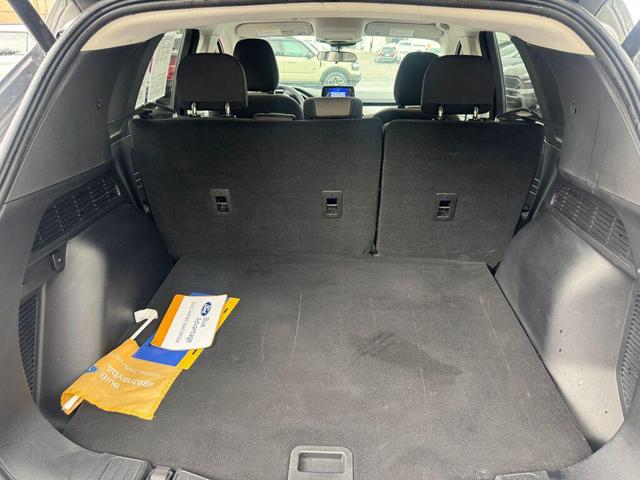 Photo of 2022 Carbonized Gray Metallic Ford Escape