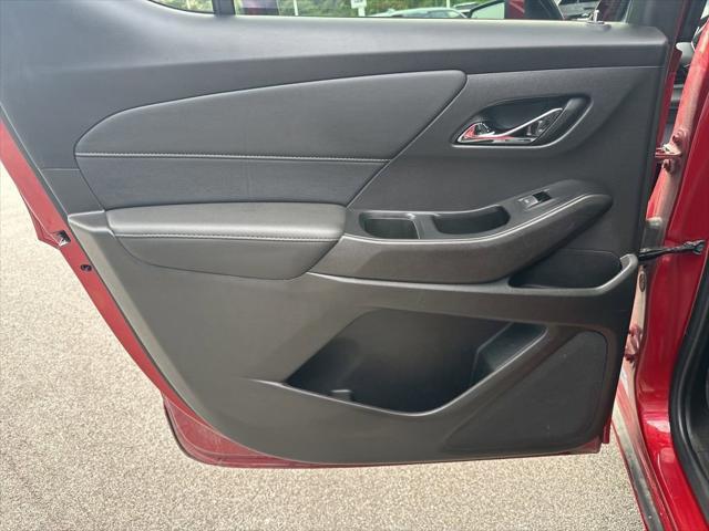 Photo of 2023 Radiant Red Tintcoat Chevrolet Traverse