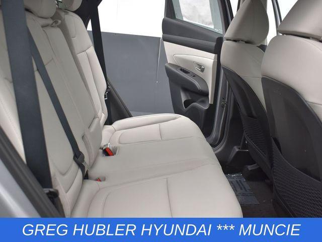Photo of 2025 Shimmering Silver Hyundai TUCSON Hybrid