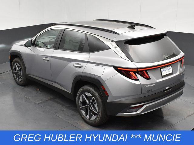 Photo of 2025 Shimmering Silver Hyundai TUCSON Hybrid
