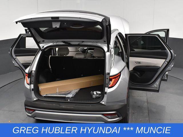 Photo of 2025 Shimmering Silver Hyundai TUCSON Hybrid
