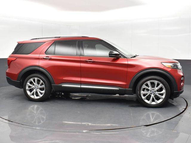Photo of 2022 Red Ford Explorer