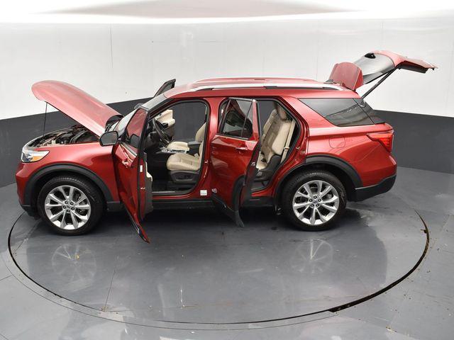 Photo of 2022 Red Ford Explorer