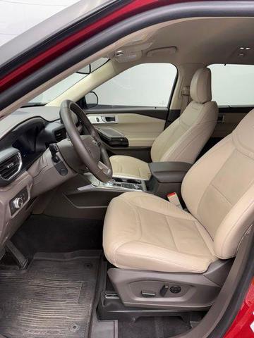 Photo of 2022 Red Ford Explorer