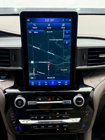 Photo of 2022 Red Ford Explorer