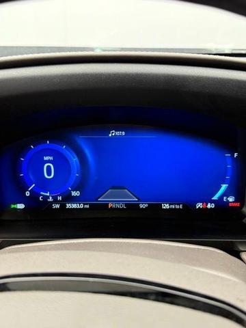 Photo of 2022 Red Ford Explorer