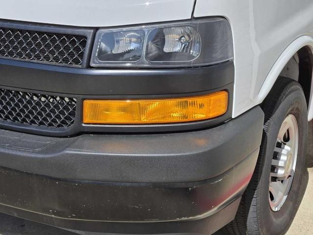 Photo of 2022 Summit White Chevrolet Express 3500