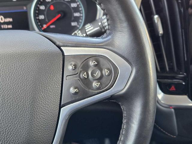 Photo of 2021 Silver Ice Metallic Chevrolet Traverse