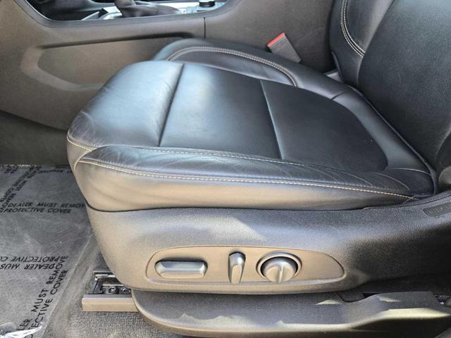Photo of 2021 Silver Ice Metallic Chevrolet Traverse