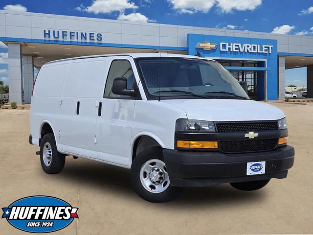 2022 Chevrolet Express 3500