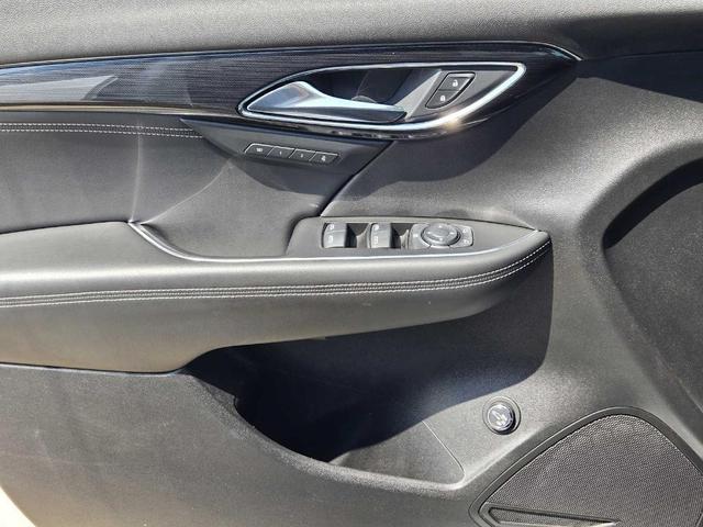 Photo of 2023 White Frost Tri-Coat Buick Envision