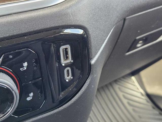 Photo of 2022 Summit White Chevrolet Silverado 1500