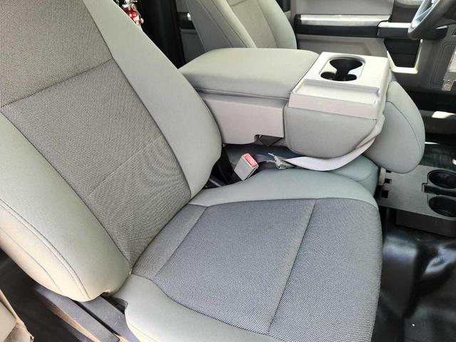 Photo of 2018 Oxford White Ford F-150