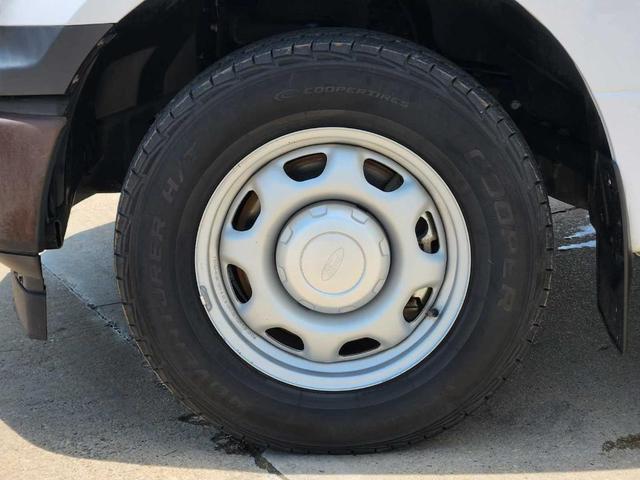 Photo of 2018 Oxford White Ford F-150