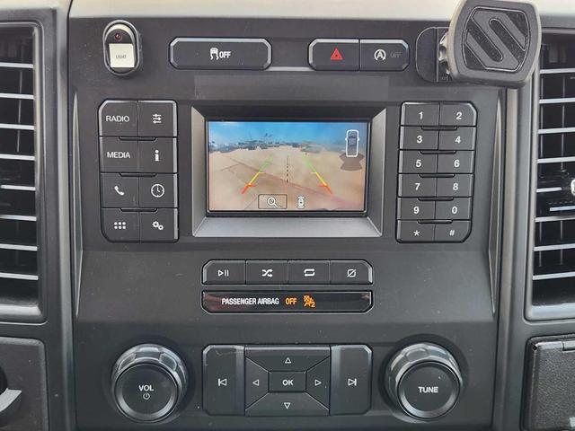 Photo of 2018 Oxford White Ford F-150