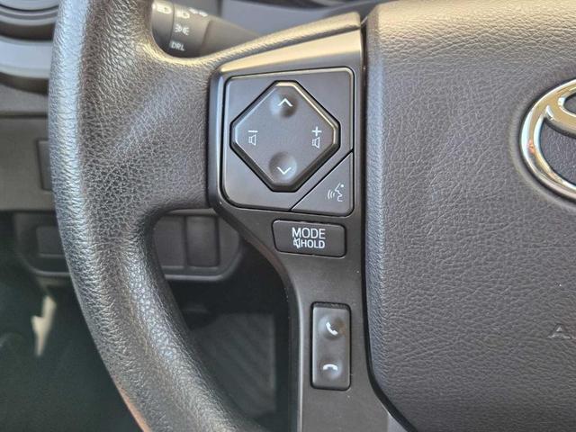 Photo of 2021 Super White Toyota Tacoma