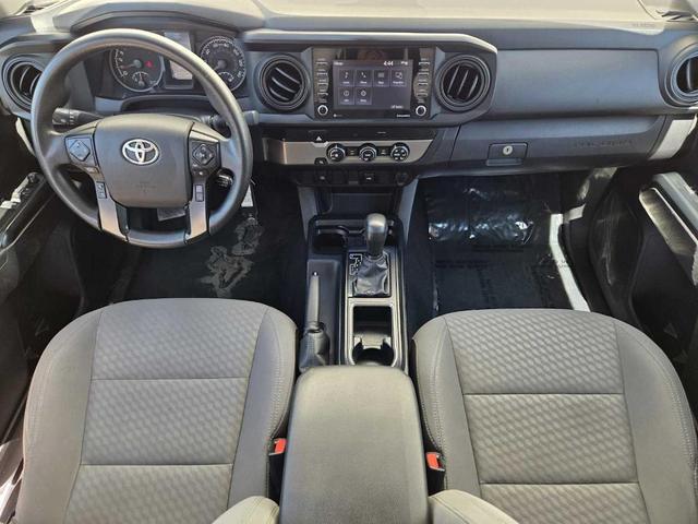 Photo of 2021 Super White Toyota Tacoma