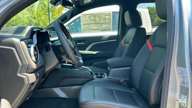 Photo of 2025 Sterling Gray Metallic Chevrolet Colorado