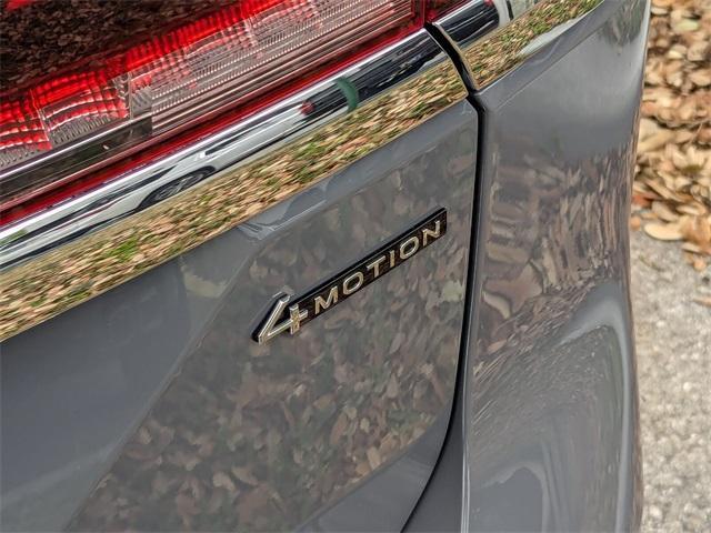 Photo of 2025 Pure Gray Volkswagen Atlas
