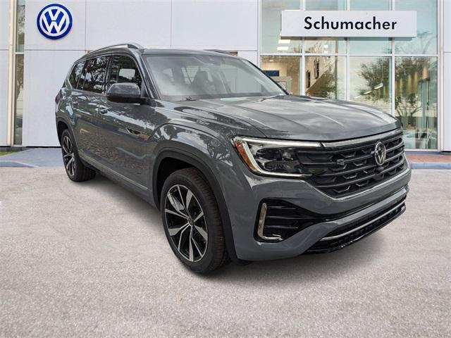 Photo of 2025 Pure Gray Volkswagen Atlas