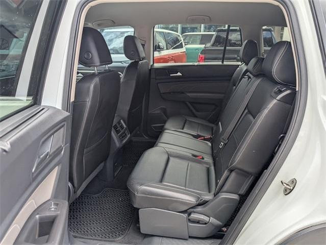 Photo of 2023 Pure White Volkswagen Atlas