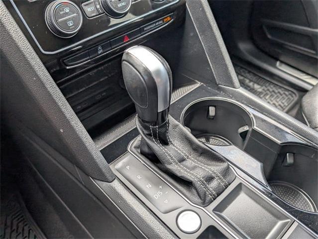 Photo of 2023 Pure White Volkswagen Atlas