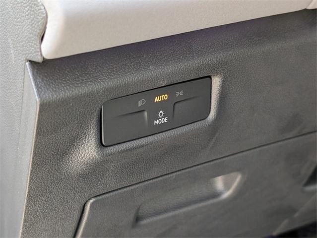Photo of 2025 Pure White Volkswagen Tiguan