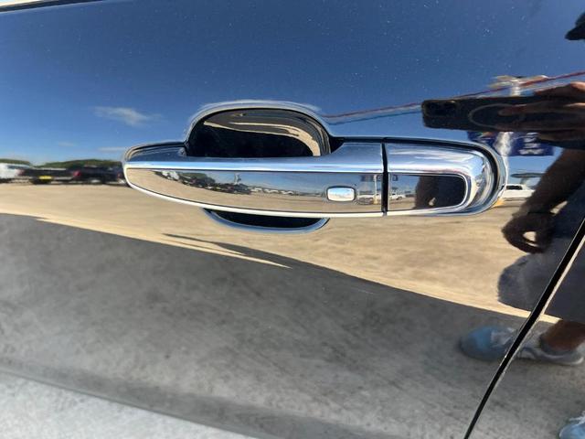 Photo of 2023 Mosaic Black Metallic Chevrolet Equinox