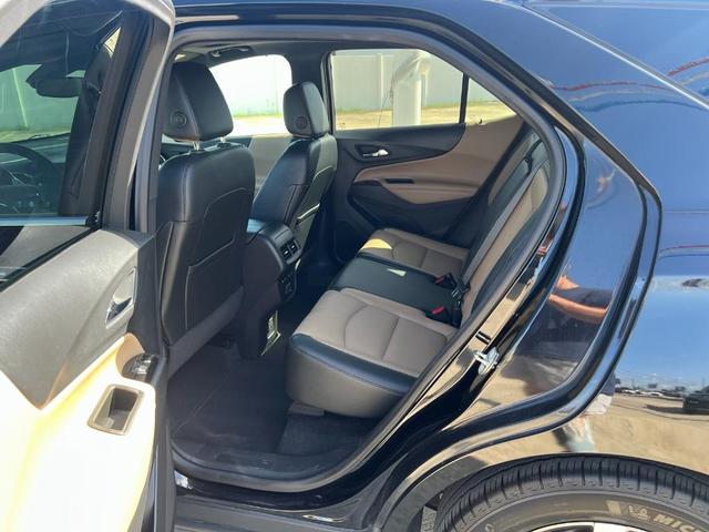 Photo of 2023 Mosaic Black Metallic Chevrolet Equinox