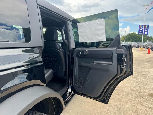 Photo of 2025 Black Ford Bronco