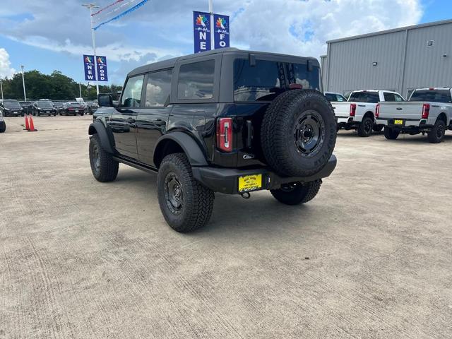 Photo of 2025 Black Ford Bronco